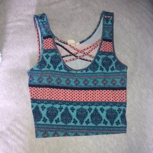 Tank top / crop top